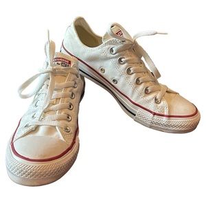 Converse All Star Chuck Taylor “Chucks” White Low Top Sneakers - Sz 8